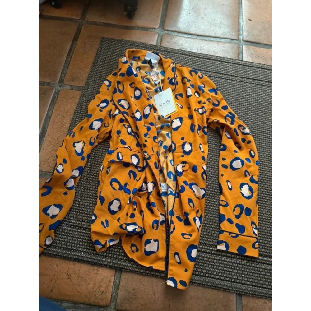 Target cheetah print medium blazer classy